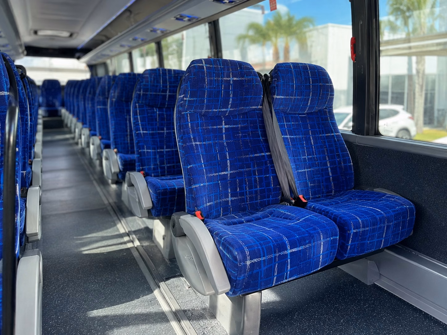 how where and when you are traveling affects lawrence bus rental rates